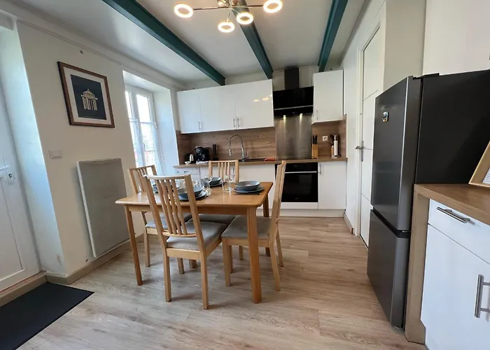 Сasa de vacaciones Le Phare Du Bout Du Monde - Proche Du Port *