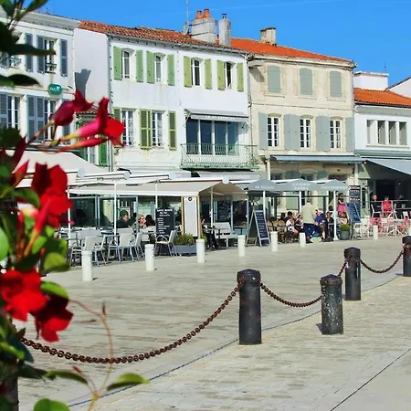 Le Phare Du Bout Du Monde - Proche Du Port 펜션 라플로트